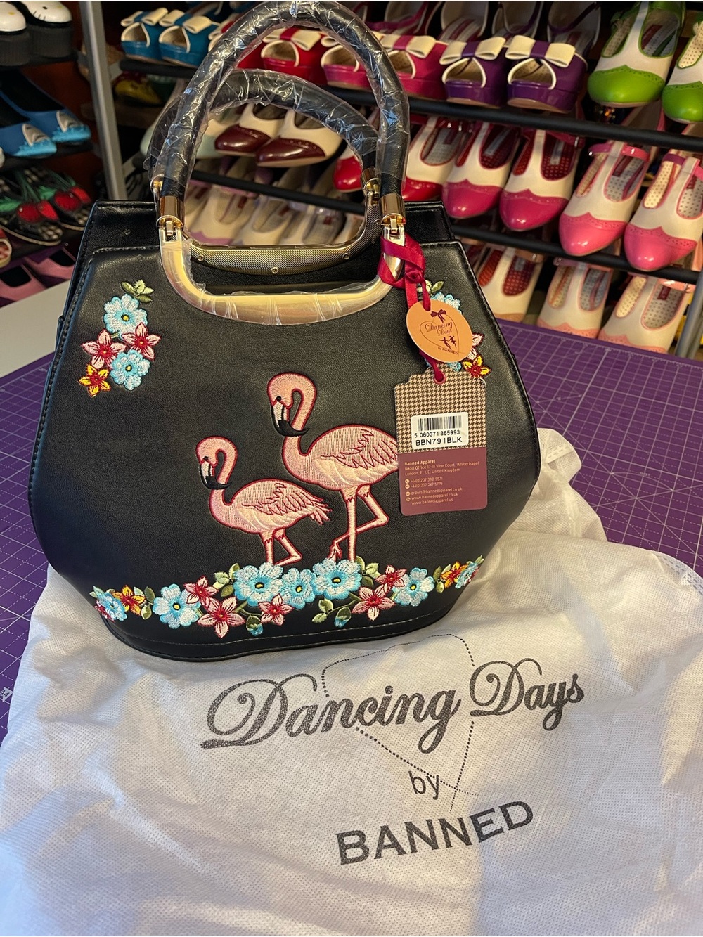 READ Description!! NWT Banned Flamingo Purse
